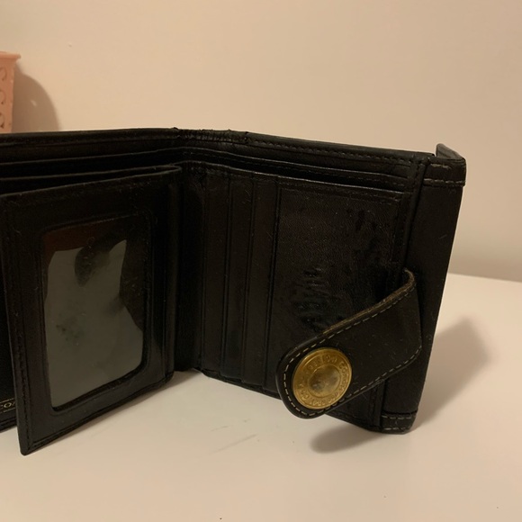 Coach wallet for sale - Picture 3 of 10